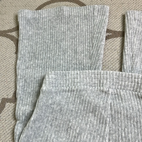 Aerie Gray Groove-On Velour High Waisted Pull on Ribbed Flare Pants,size XS - Picture 13 of 13
